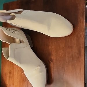 Shooties with split sides